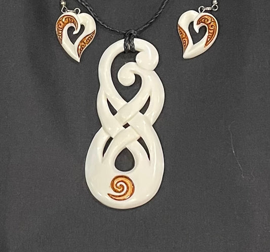 Bone Pikorua Set - Bone Necklace & Earrings