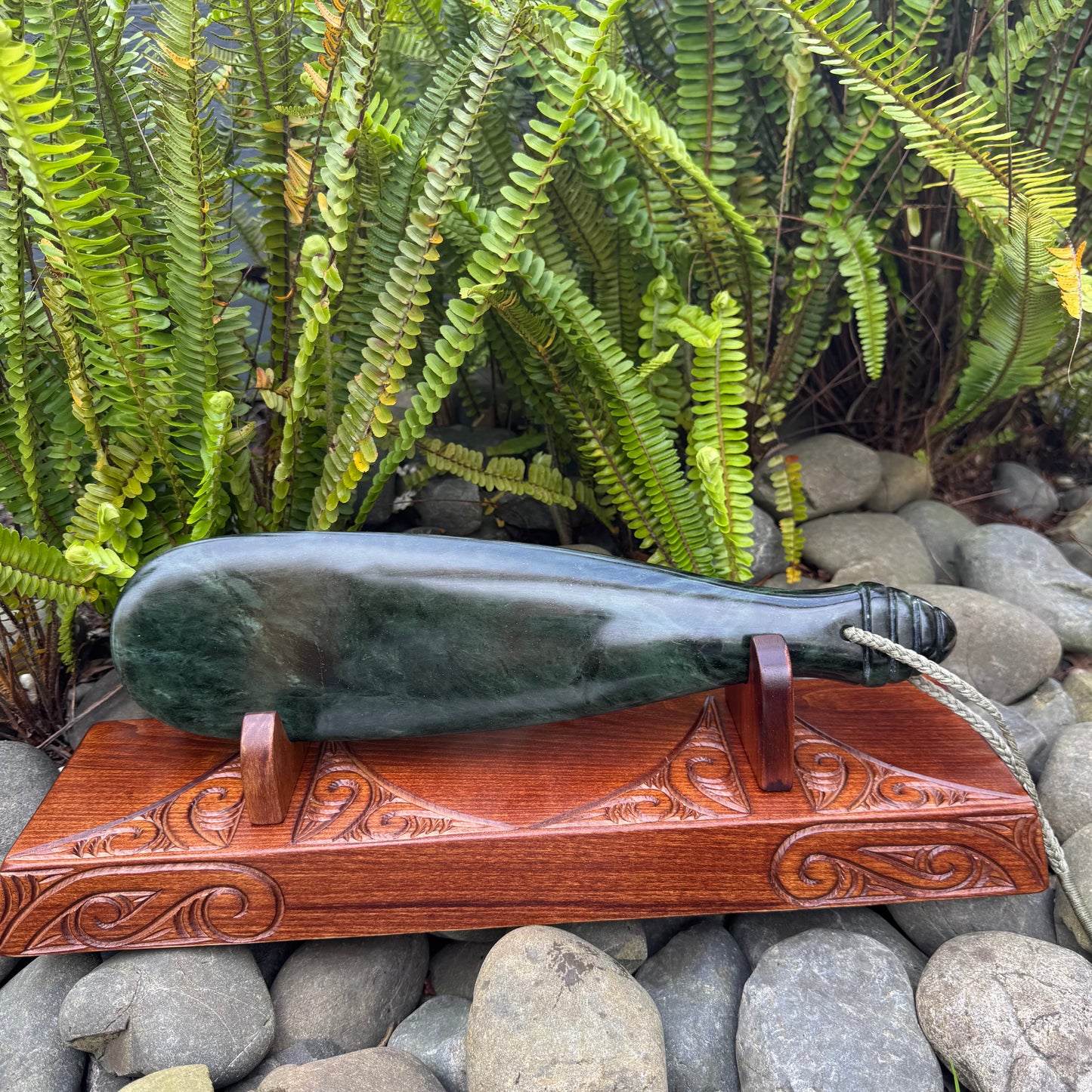 Large Pounamu Mere 3