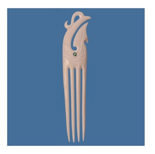Bone Heru Hook