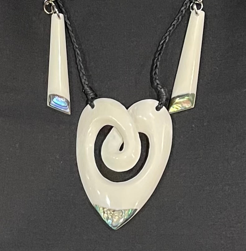 Bone Carving Necklace - Maori Bone Carvings - Bone Earrings NZ