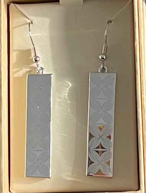 Island Design Earrings