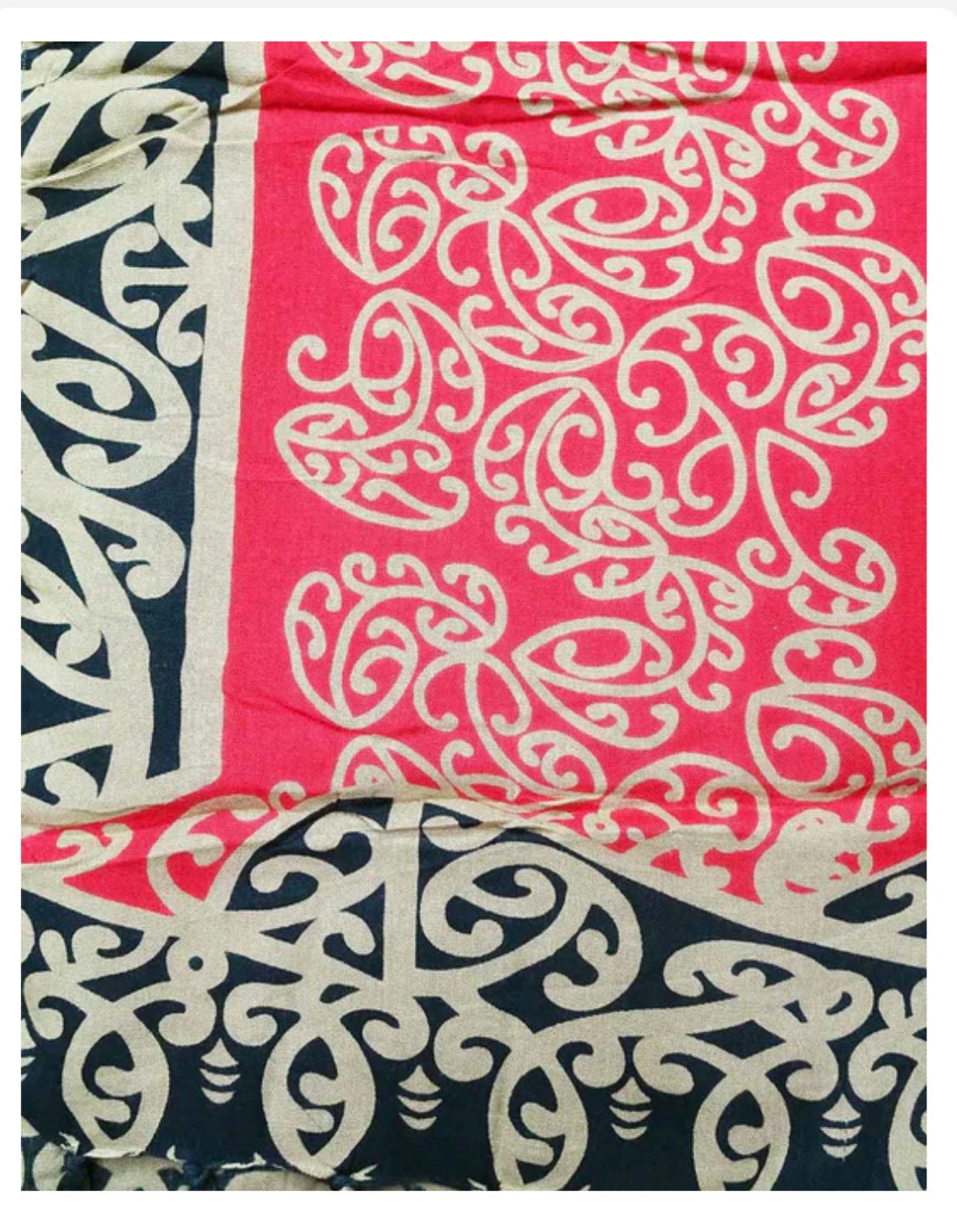 Maori Sarong - kowhaiwhai rayon print red/ white 102