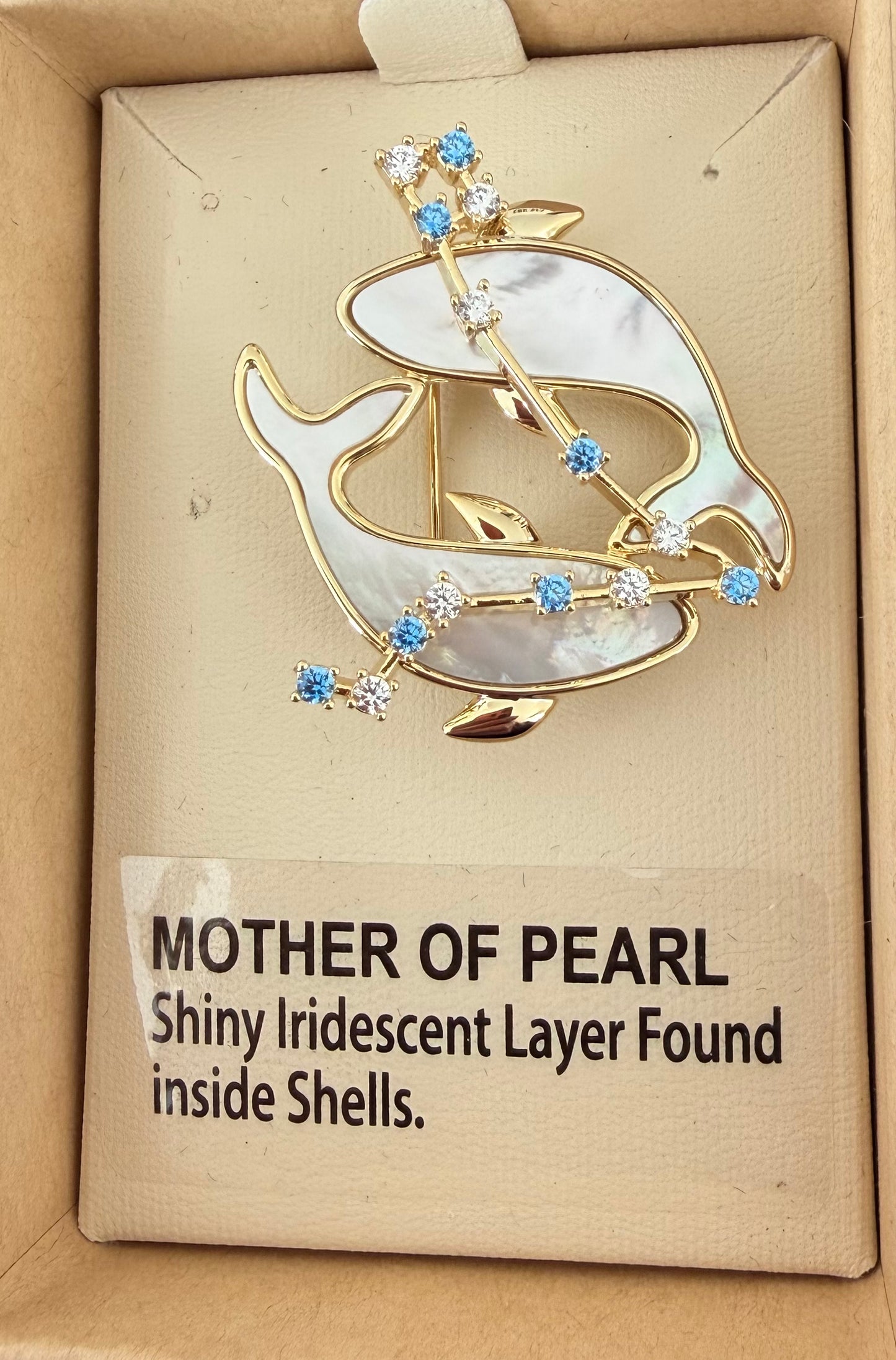 Mother of Pearl Brooch Pisces