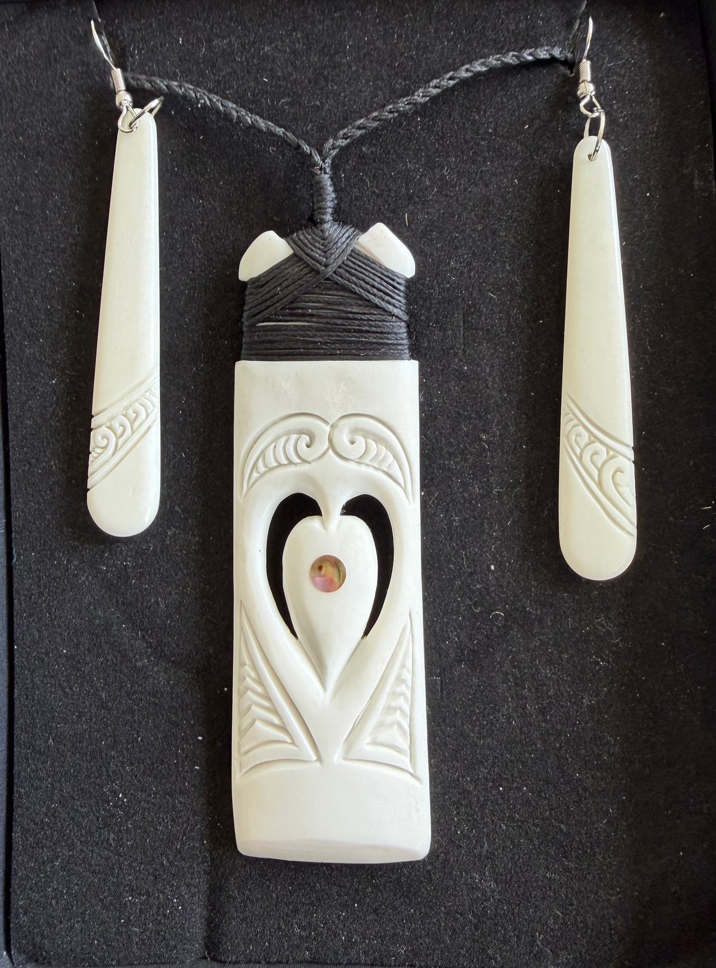 Toki Set - Bone Necklace & Earrings