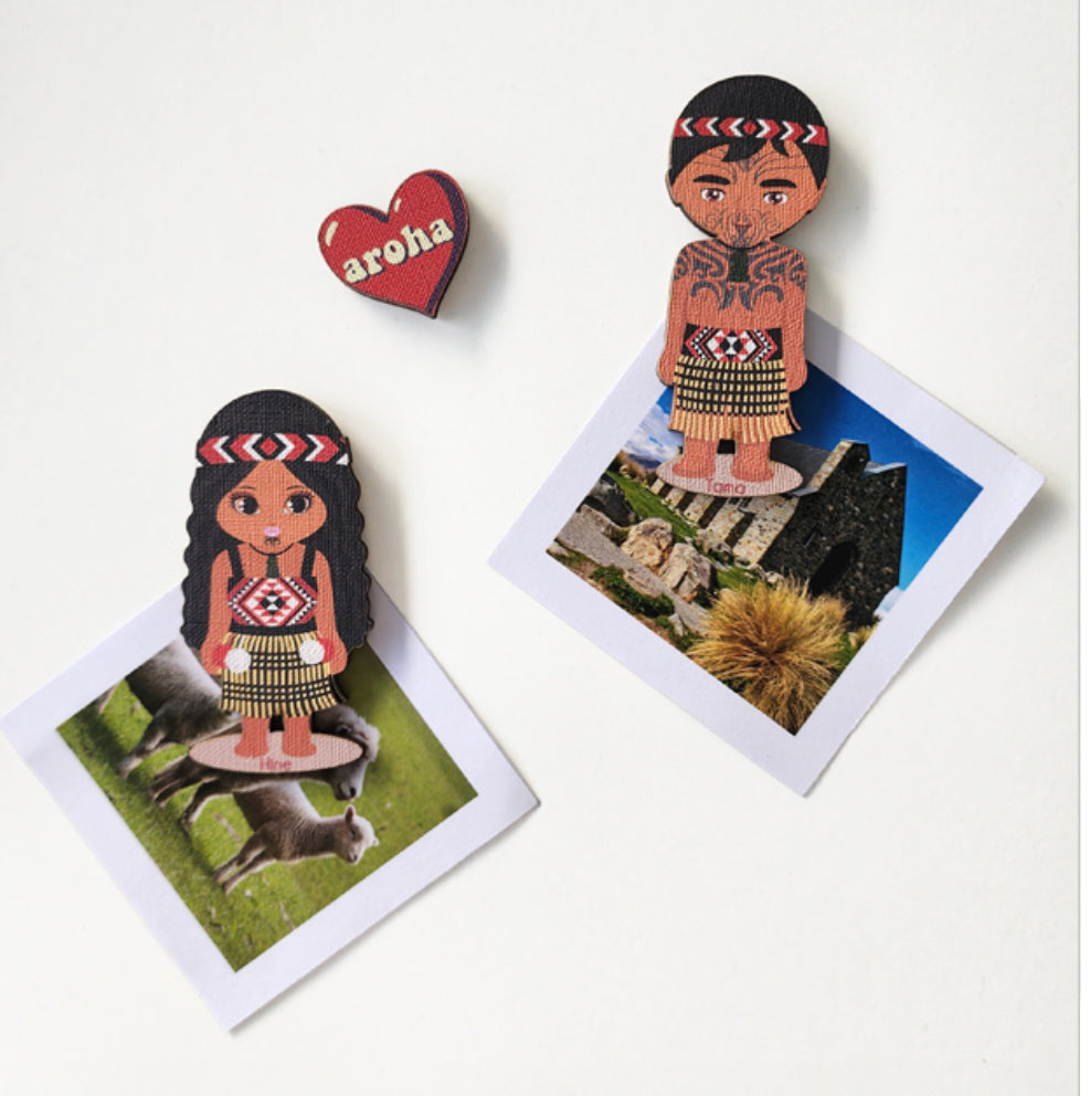 Pop-out kiwiana magnets boy and girl
