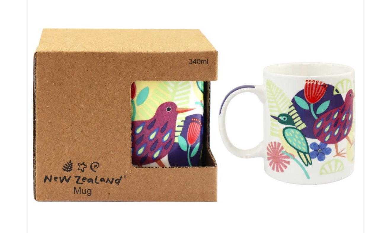 Maori Design Ceramic Mug - Kiwi and Kingfisher