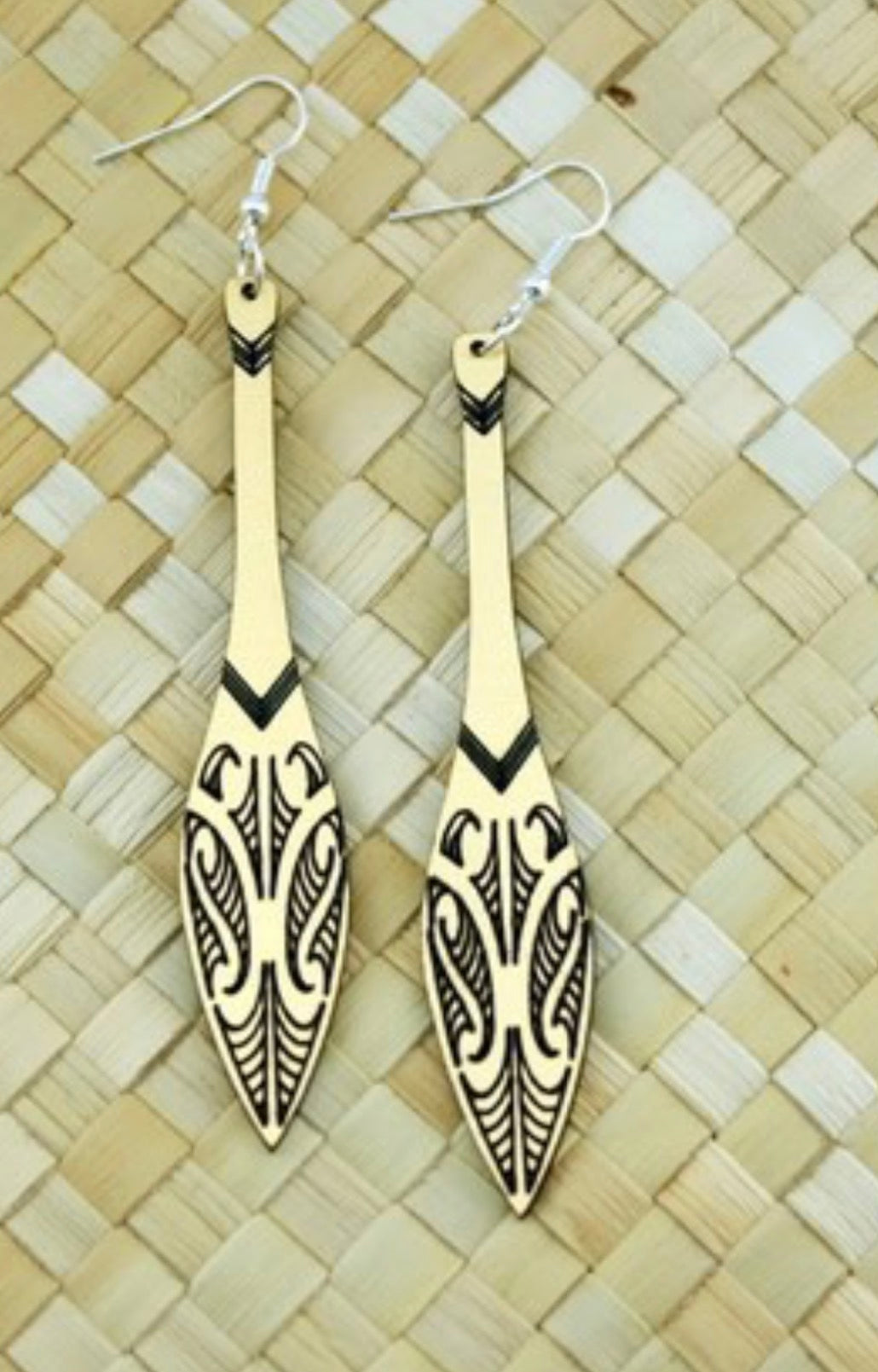 Acrylic Te Hoe Waka Earrings Gold Metalic