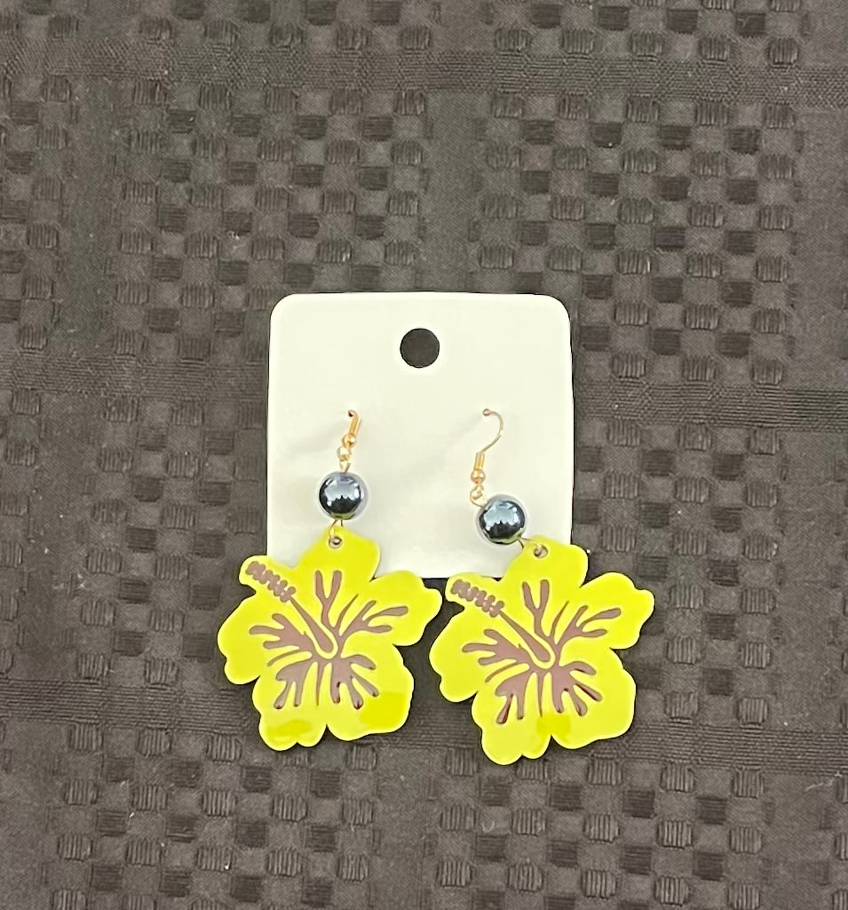 Island Design Earring
