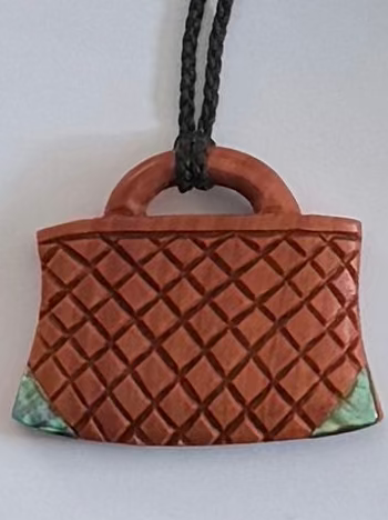 Wooden Kete with Paua Pendant Carving