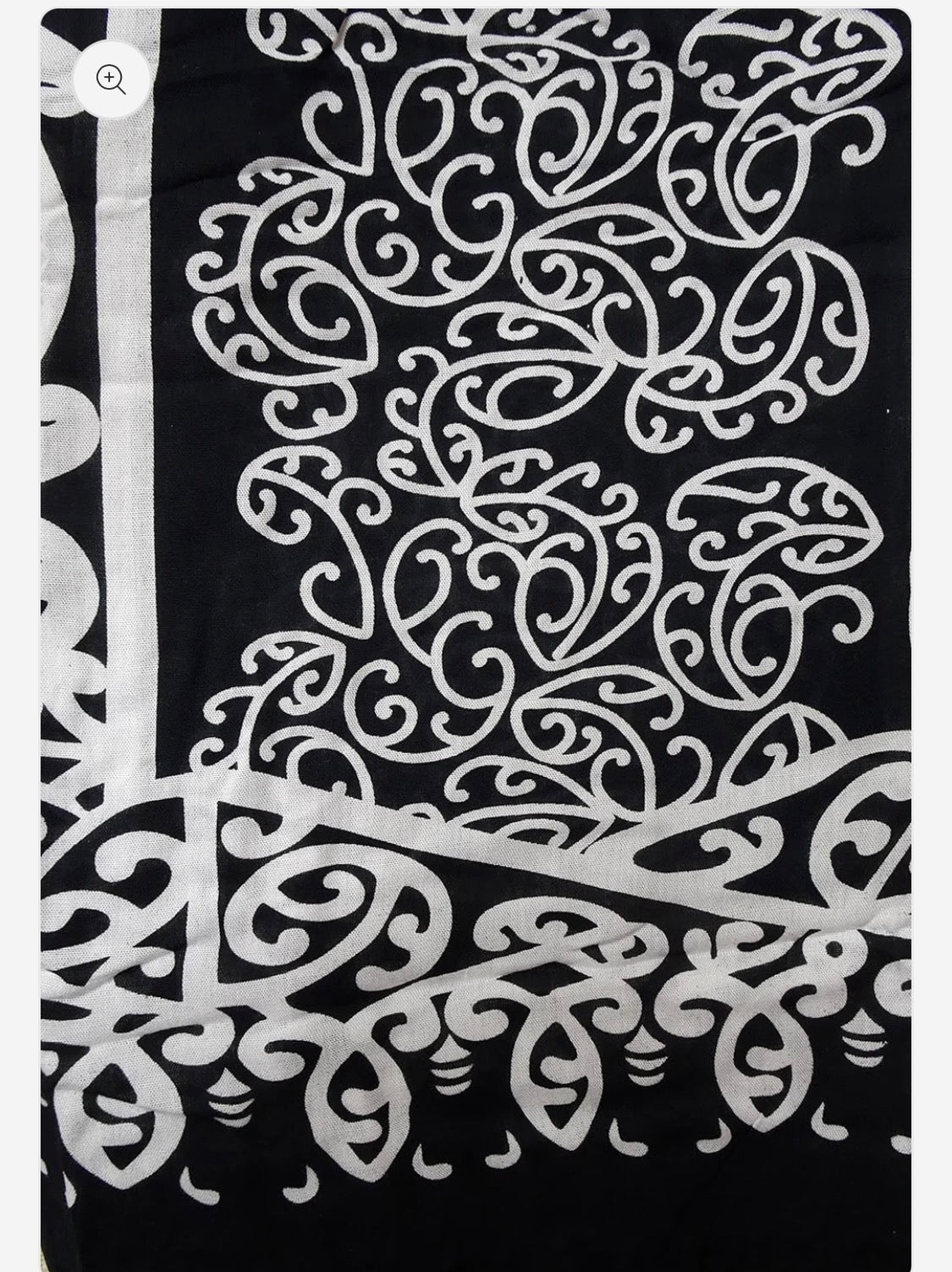 Maori Sarong - Spiral black and white