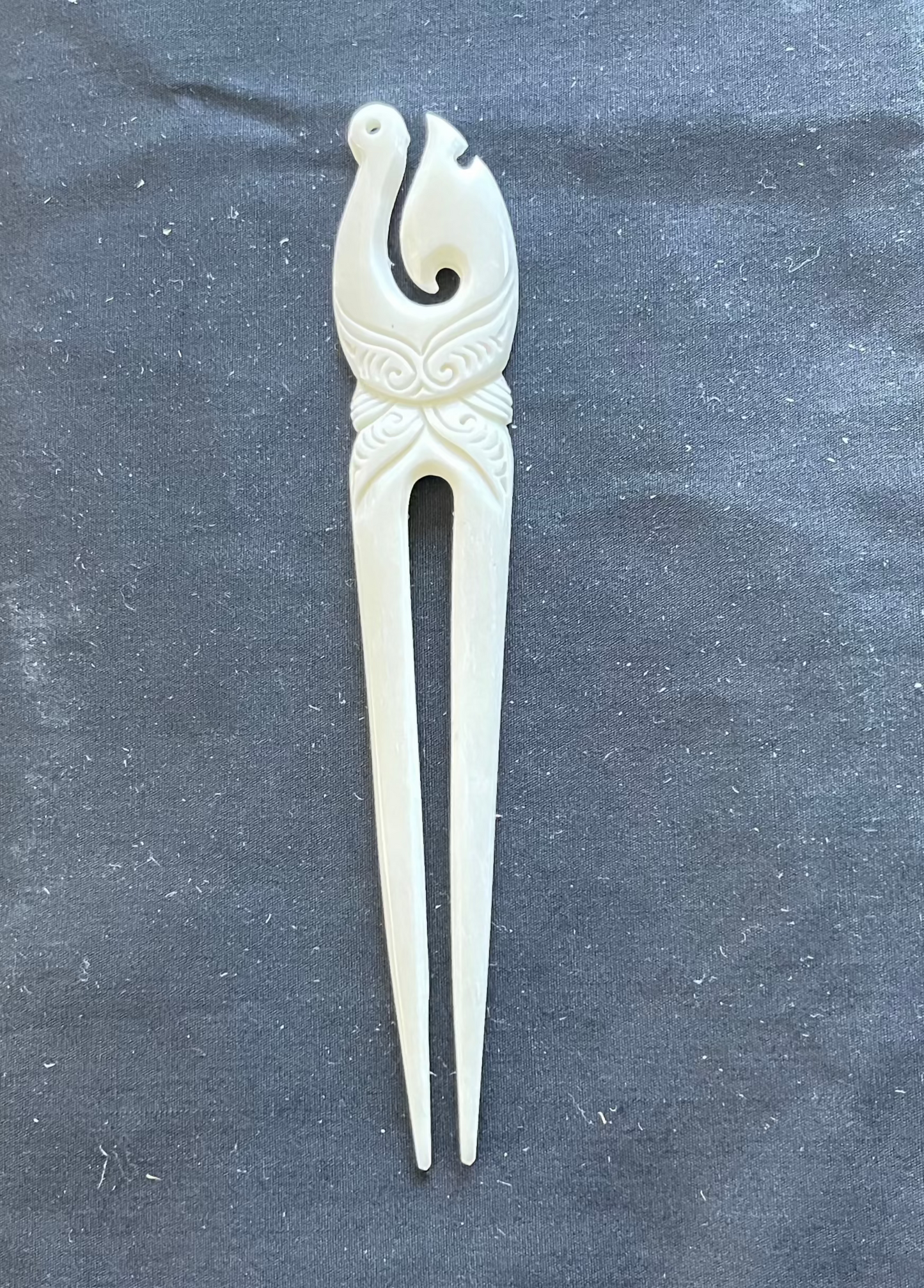 Bone Heru Manaia Double Prong
