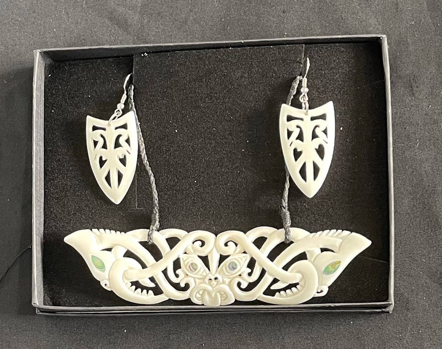 Bone Manaia Breastplate Set - Bone Necklace & Earrings