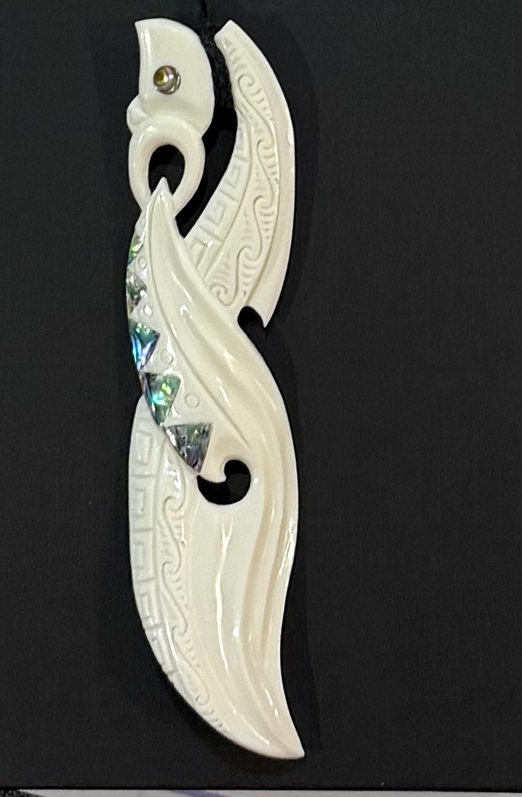 Sweet Manaia Pendant - Bone Carving