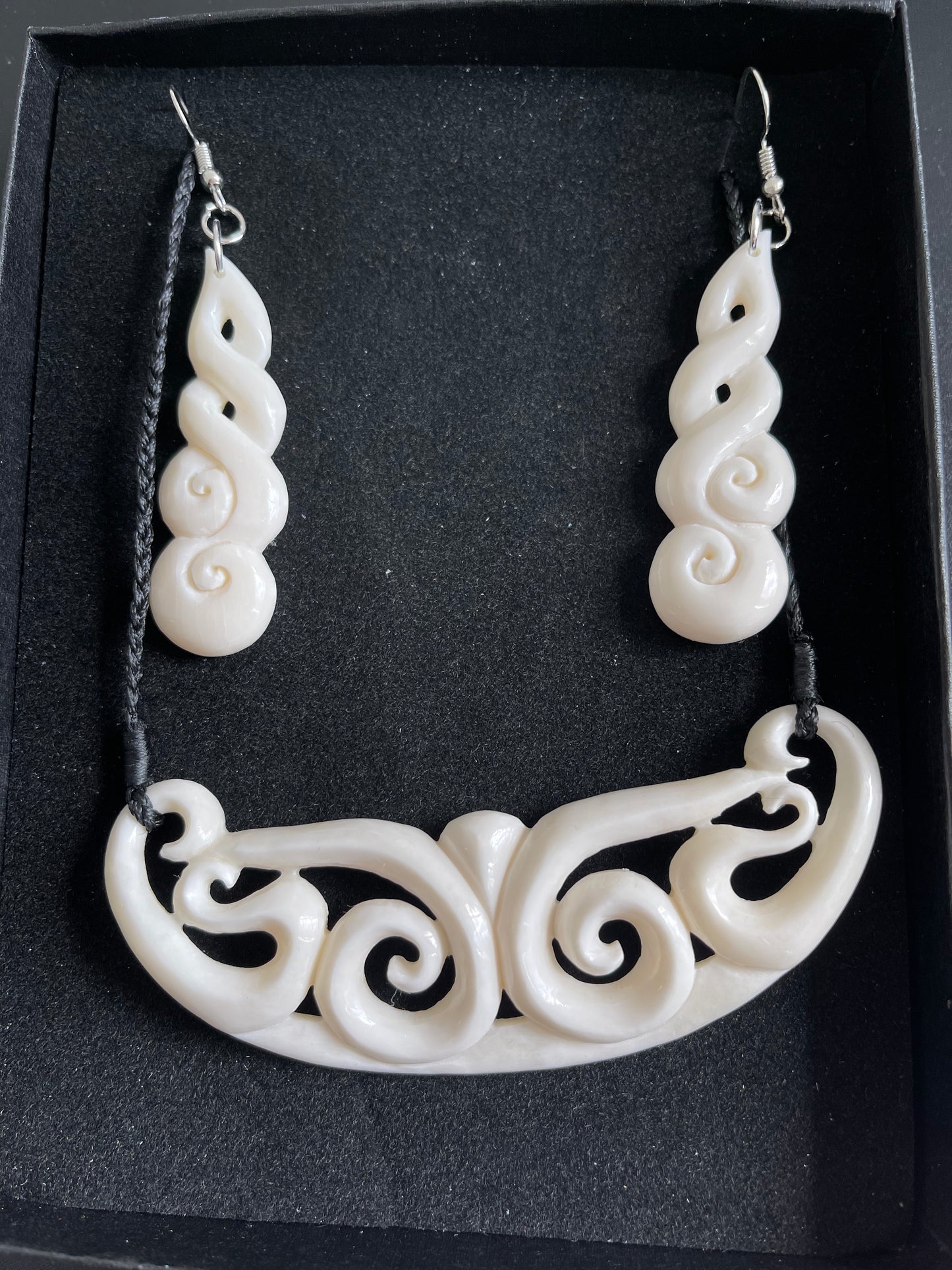 Bone Koru Set - Bone Necklace & Earrings
