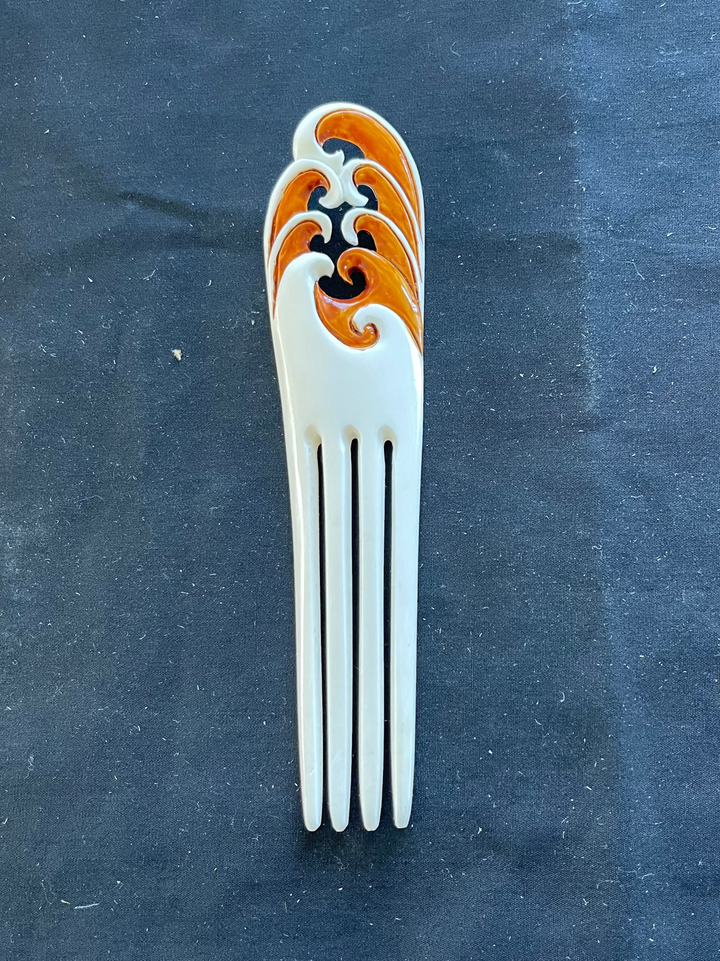 Bone Heru Koru Wave Medium