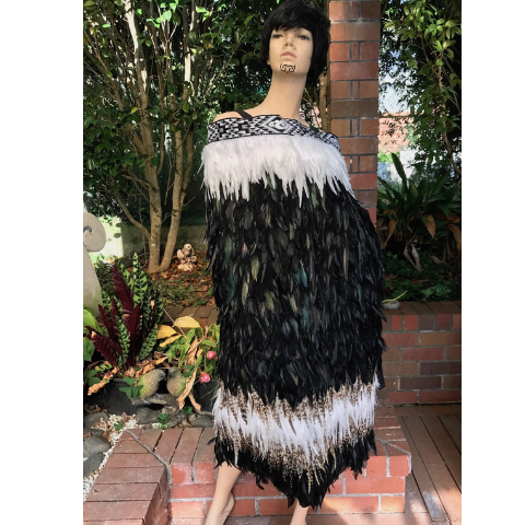 Contemporary Korowai - Korowai Cloak NZ - Maori Korowai
