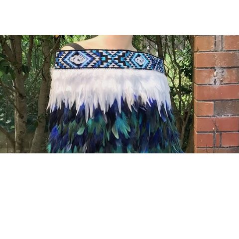 Pāua Korowai