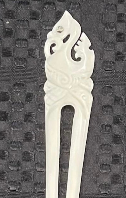 Bone Heru - Manaia Double Prong