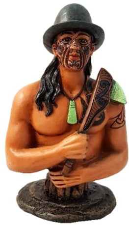 Polystone Maori Warrior With Hat