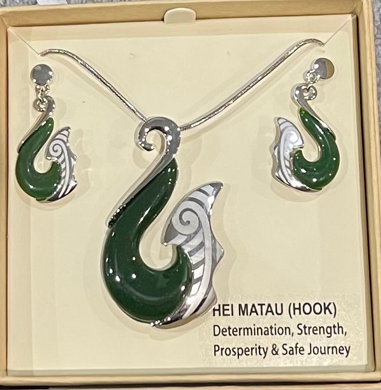 Jade Hei Matua Necklace and Earrings