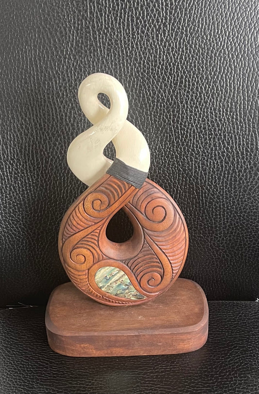 Twist on a base - Resin and wood Carving