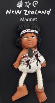 Maori girl Magnet with moving legs