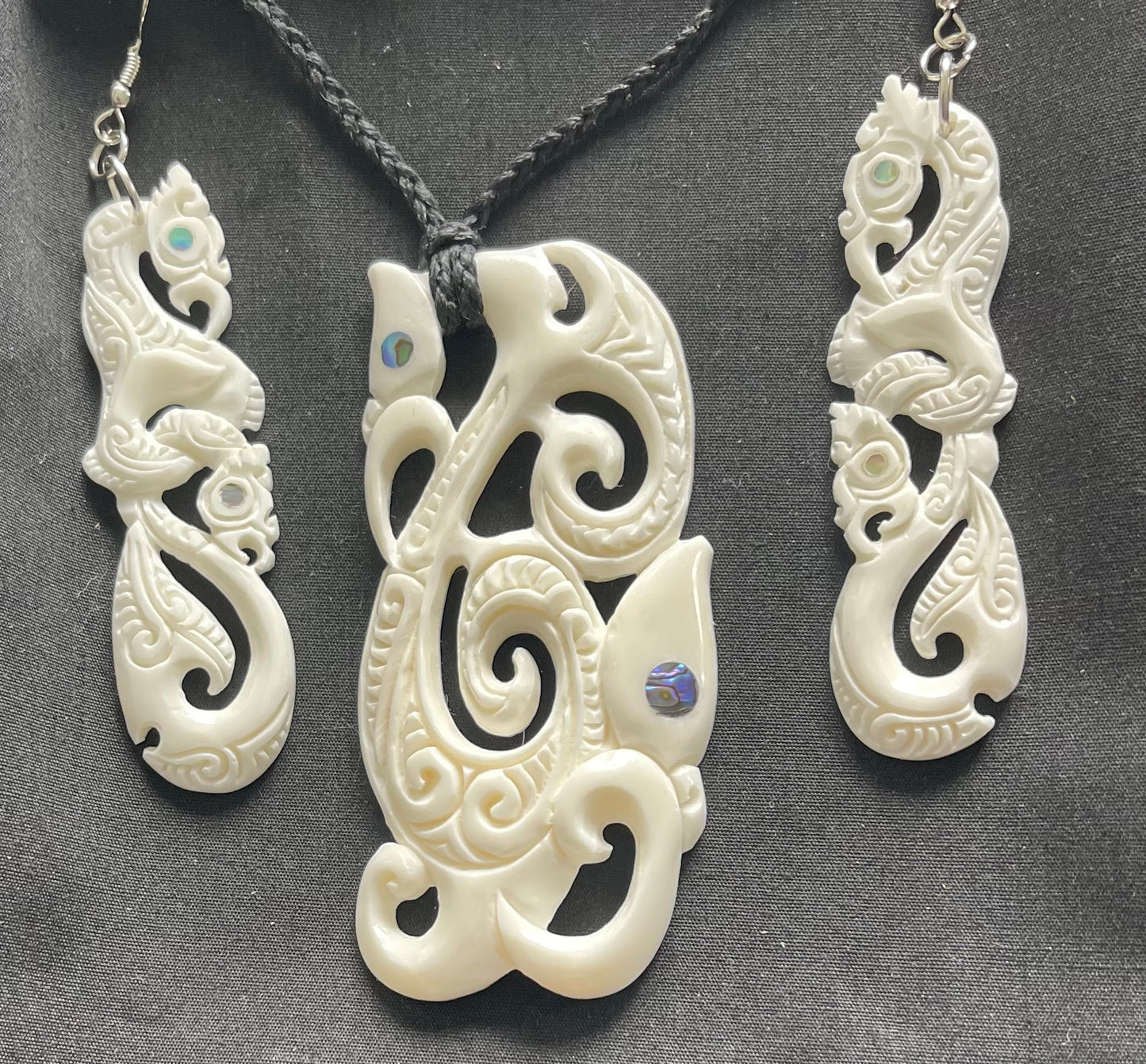 Bone Manaia Set - Bone Necklace & Earrings