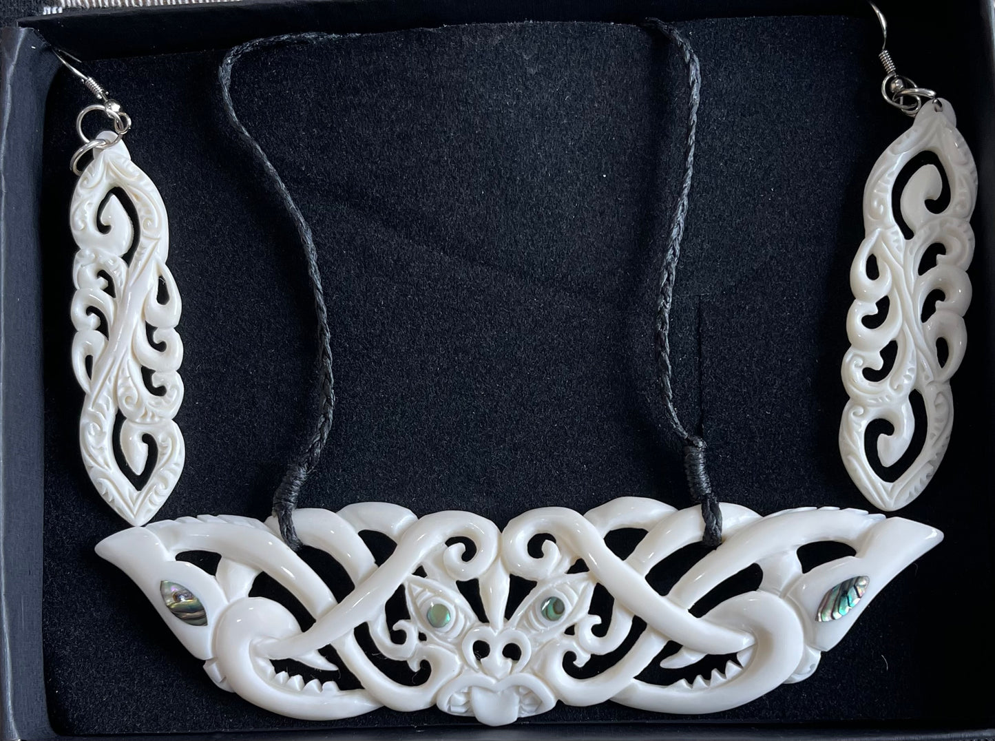 Bone Manaia Breastplate Set - Bone Necklace & Earrings