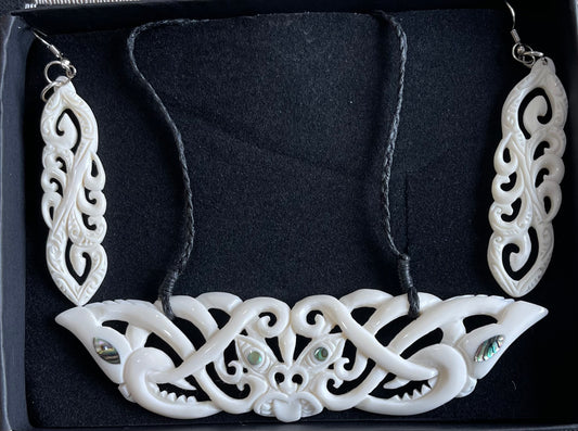 Bone Manaia Breastplate Set - Bone Necklace & Earrings