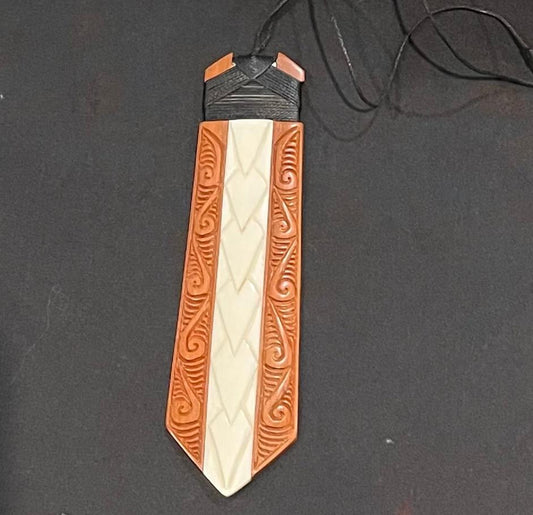 Toki Pendant - Bone Carving Necklace - Bone Carving Maori