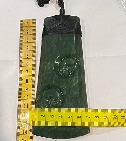 Very large Greenstone Toki - Pounamu Necklace