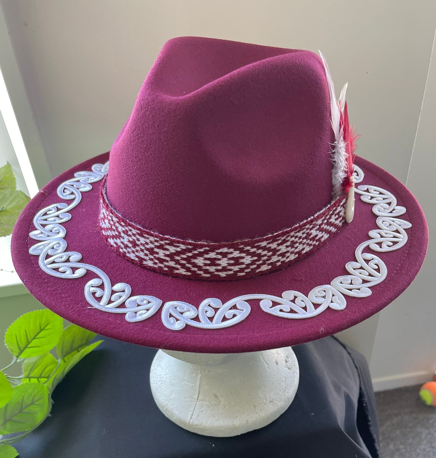 Potae - Maroon Fedora Felt Hat