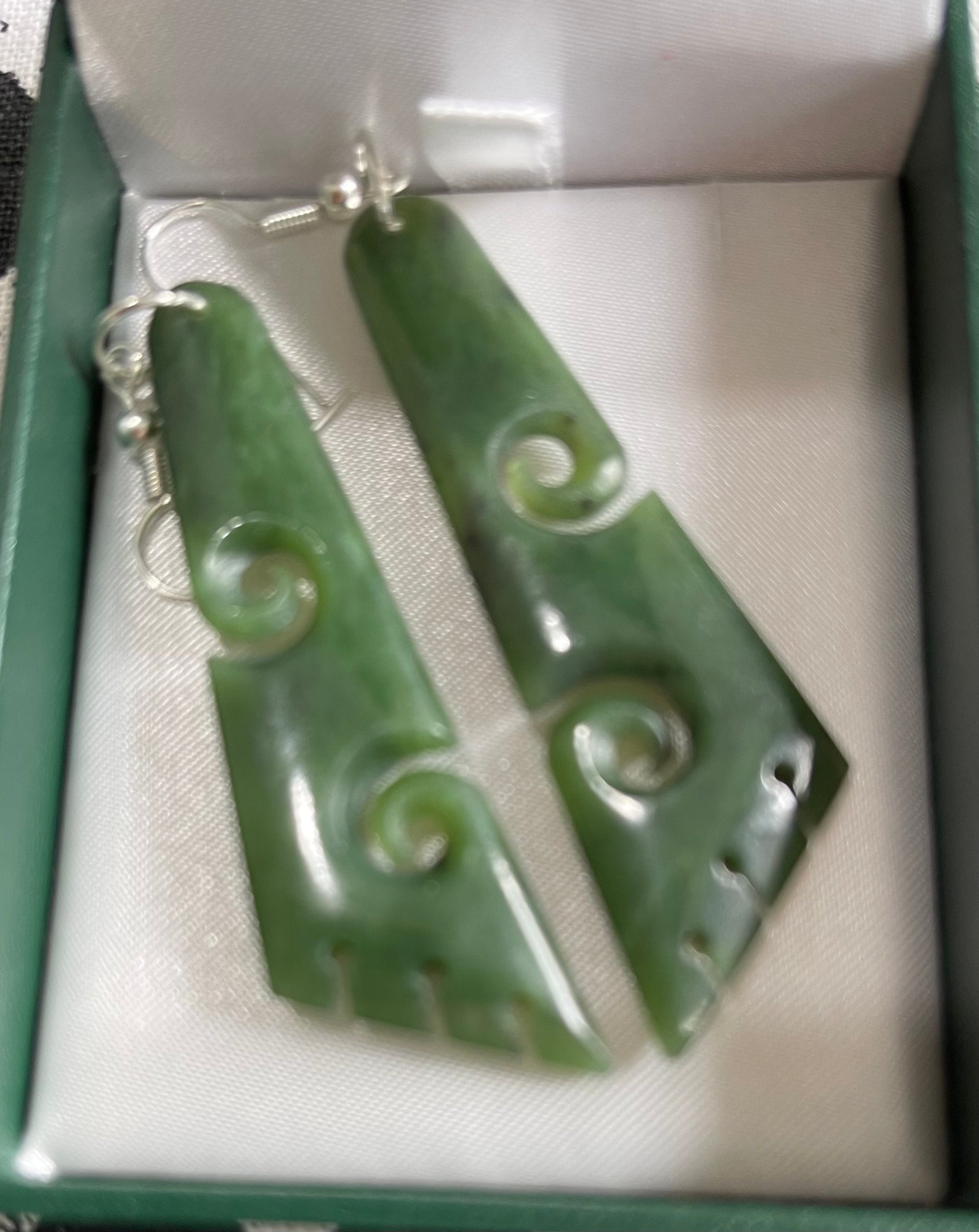 Pounamu Earrings - Maori Earrings - Maori Greenstone