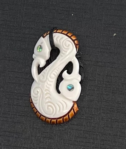 Double Manaia Necklace - Beef Bone Carving