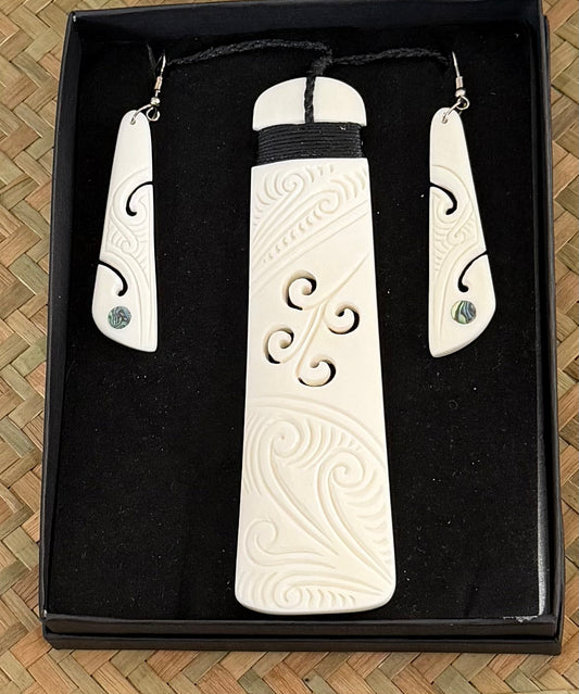 Bone Toki Set - Bone Necklace & Earrings