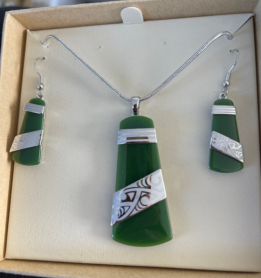 Jade Toki Necklace and Earrings