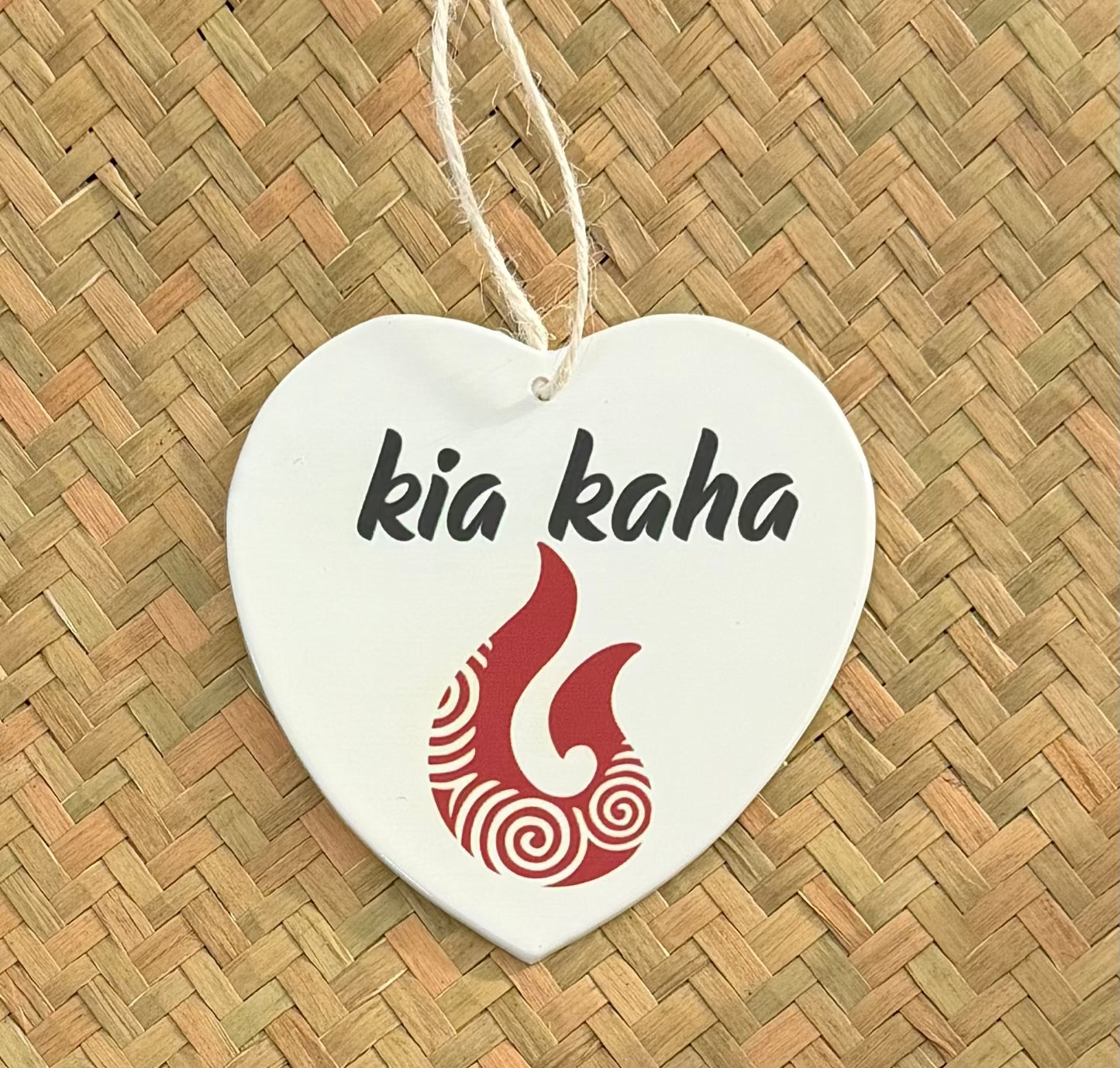 Maori glass hanging heart Kia kaha