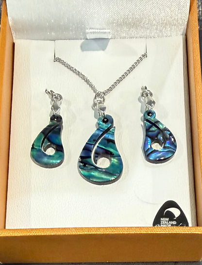 Paua hook Necklace and Earrings