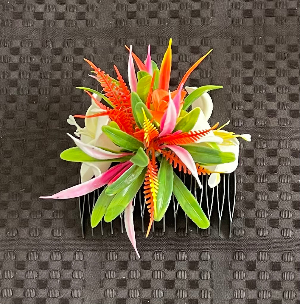 Island Design Artificial Floral Hair Clip