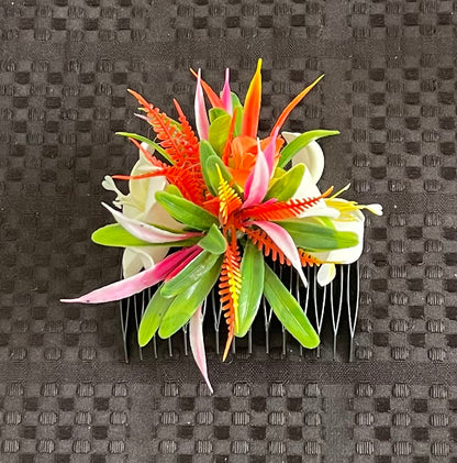 Island Design Artificial Floral Hair Clip