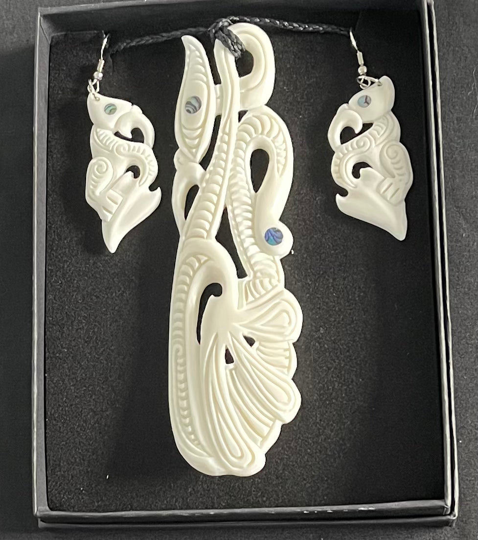 Bone Manaia Set - Bone Necklace & Earrings