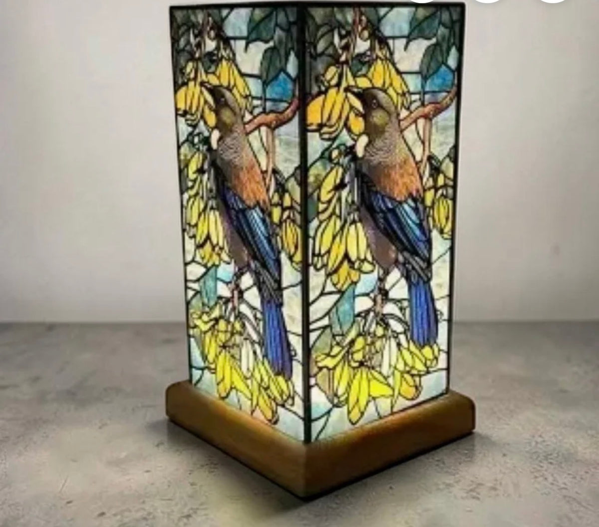NZ Native Tui and Kōwhai Tree - Stain Glass lamp