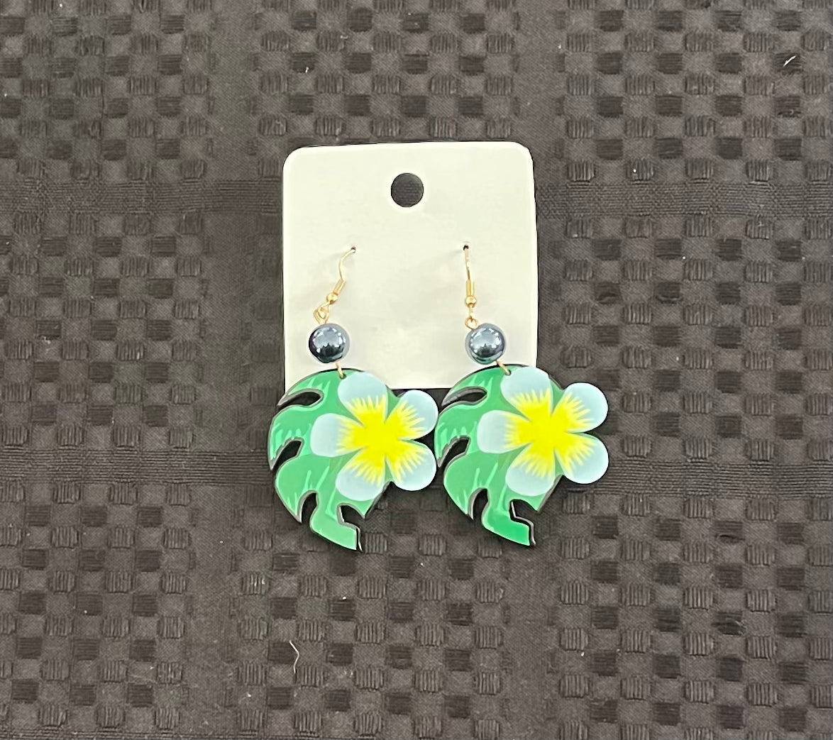 Island Design Earring