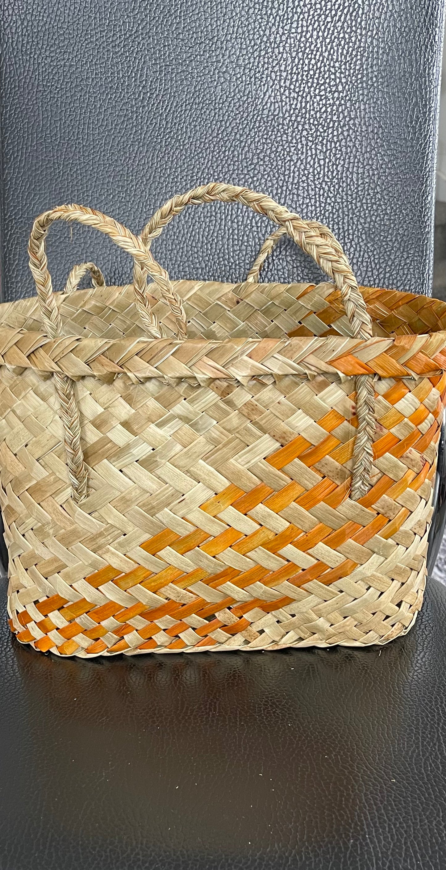 Flax Kete -gold