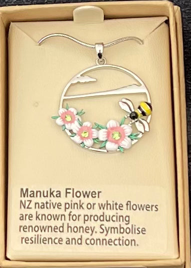 Manuka Flower with Bee Necklace