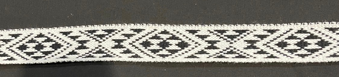 White and Black Pātiki - Taniko Band 2 in