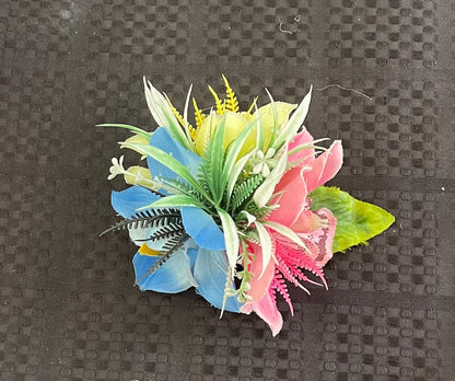 Island Design Artificial Floral Hair Clip