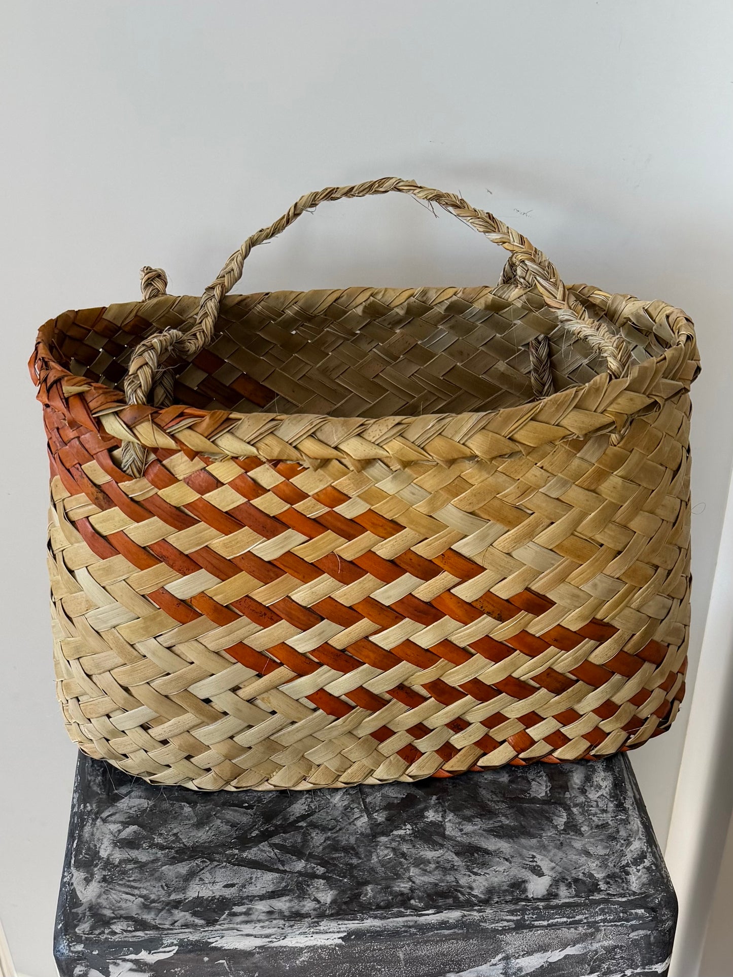 Hand weaved kete
