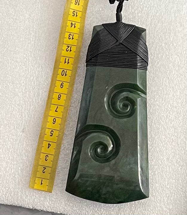Very large Greenstone Toki - Pounamu Necklace