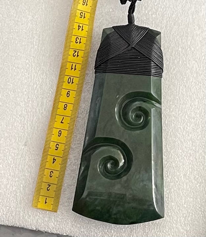Very large Greenstone Toki - Pounamu Necklace